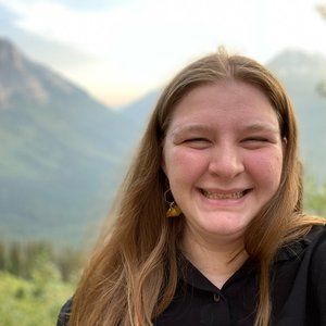 Meet your Posher, Cate